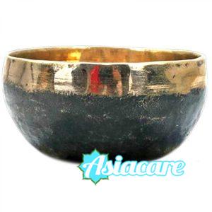 14-15 см Ръчно кована непалска пееща купа Ишана 600-699 грама с чукче